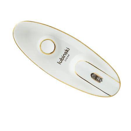 Premium Ceramic Boat Shaped Ashtray, Single Slot with Hand-Painted Gold Trim, Heat-Resistant Non-Slip Decorative Desktop Accessory for Home Bar, White