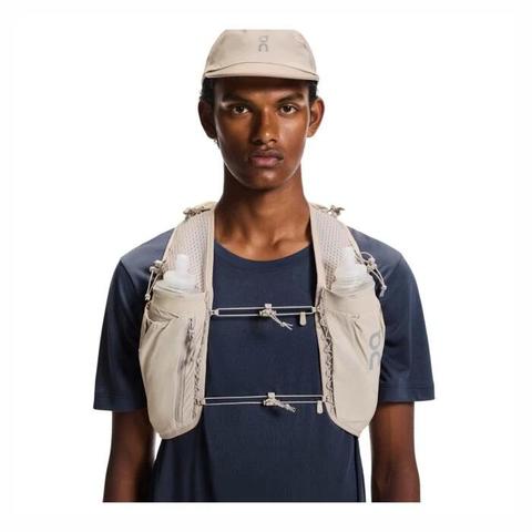 On Ultra Vest Pro with Flasks - Fog