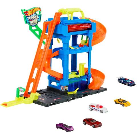 Bundle: Hot Wheels Tunnel Twist Car Wash & 5-Car Pack