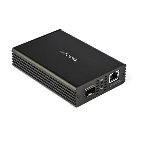 StarTech 10GbE Fiber Ethernet Media Converter SM/MM Fiber to Copper